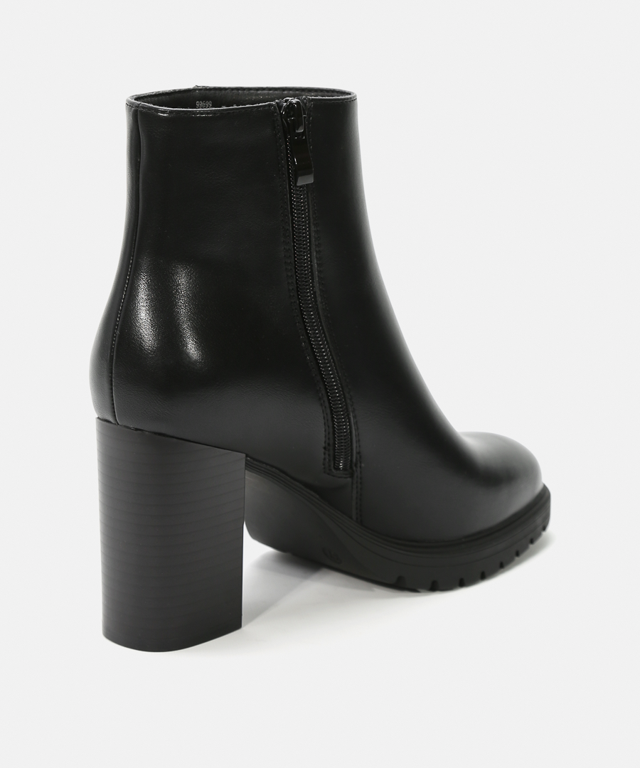 Botines tac&oacute;n liso image number null